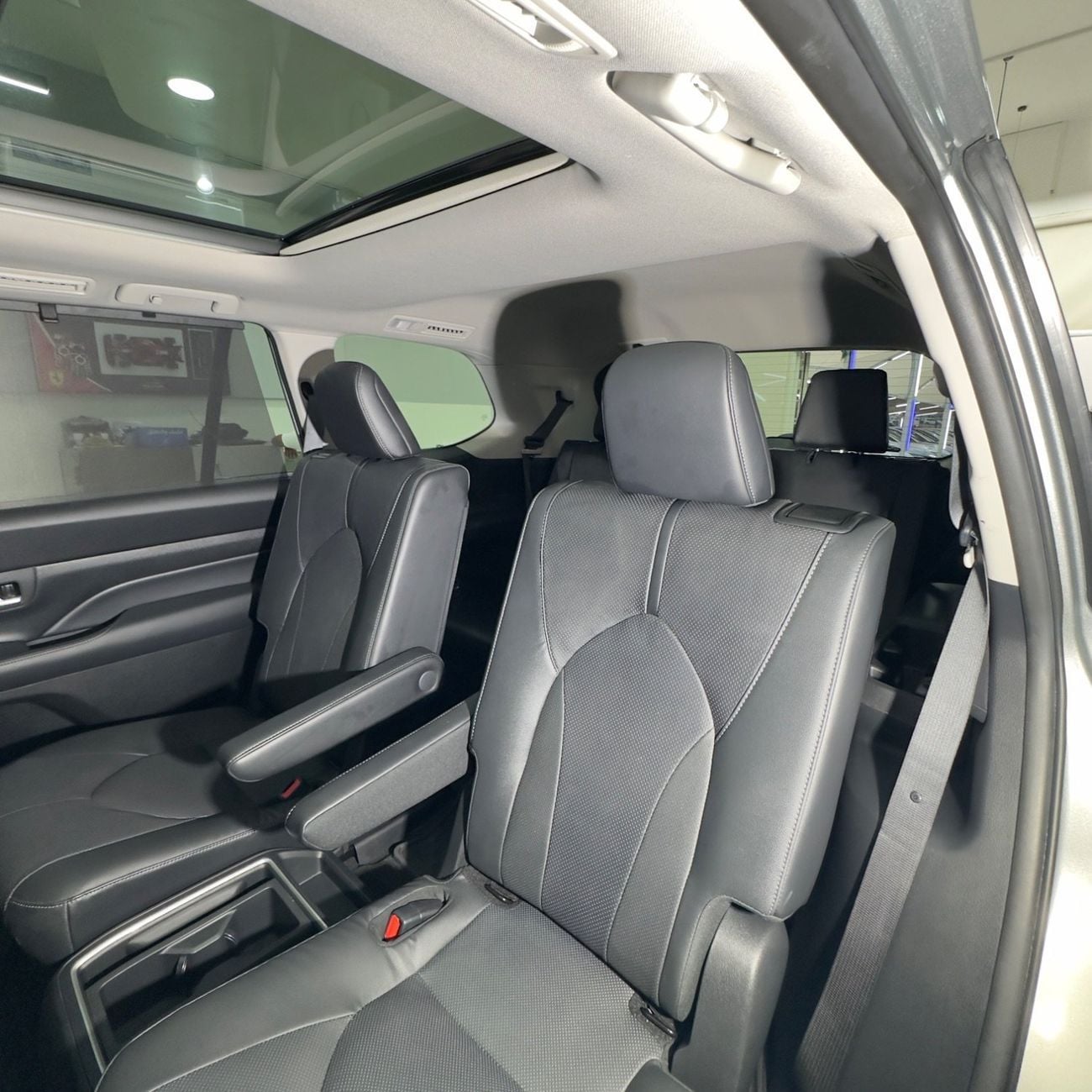 تويوتا جراند هايلاندر Limited