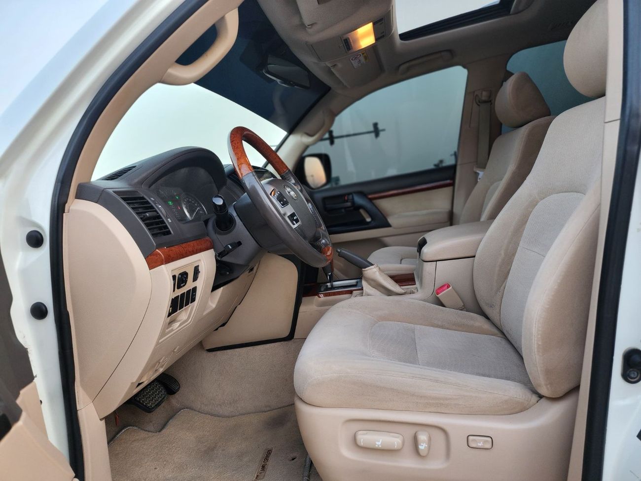 Toyota Land Cruiser GX.R V6