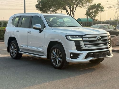 تويوتا لاند كروزر VXR