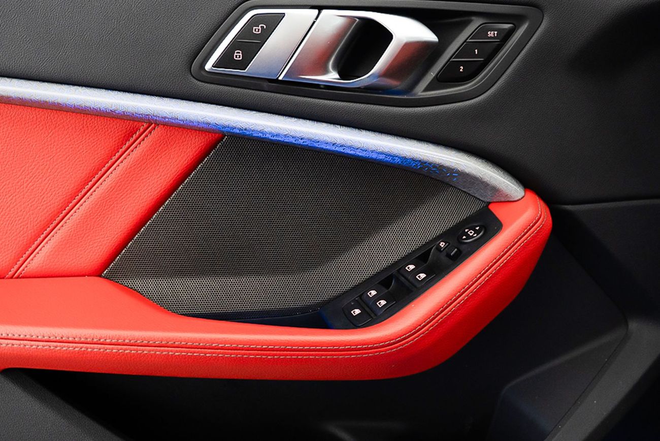 BMW M235i Gran Coupe M SPORT