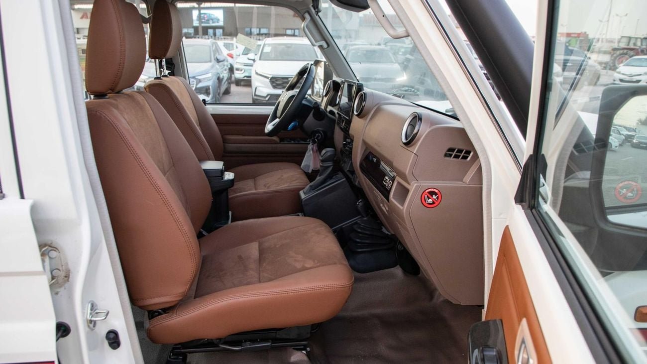 تويوتا لاند كروزر بيك آب LC79 PICKUP D/C 2.8L DIESEL A/T FULL OPTION Z1 , 2025 MODEL