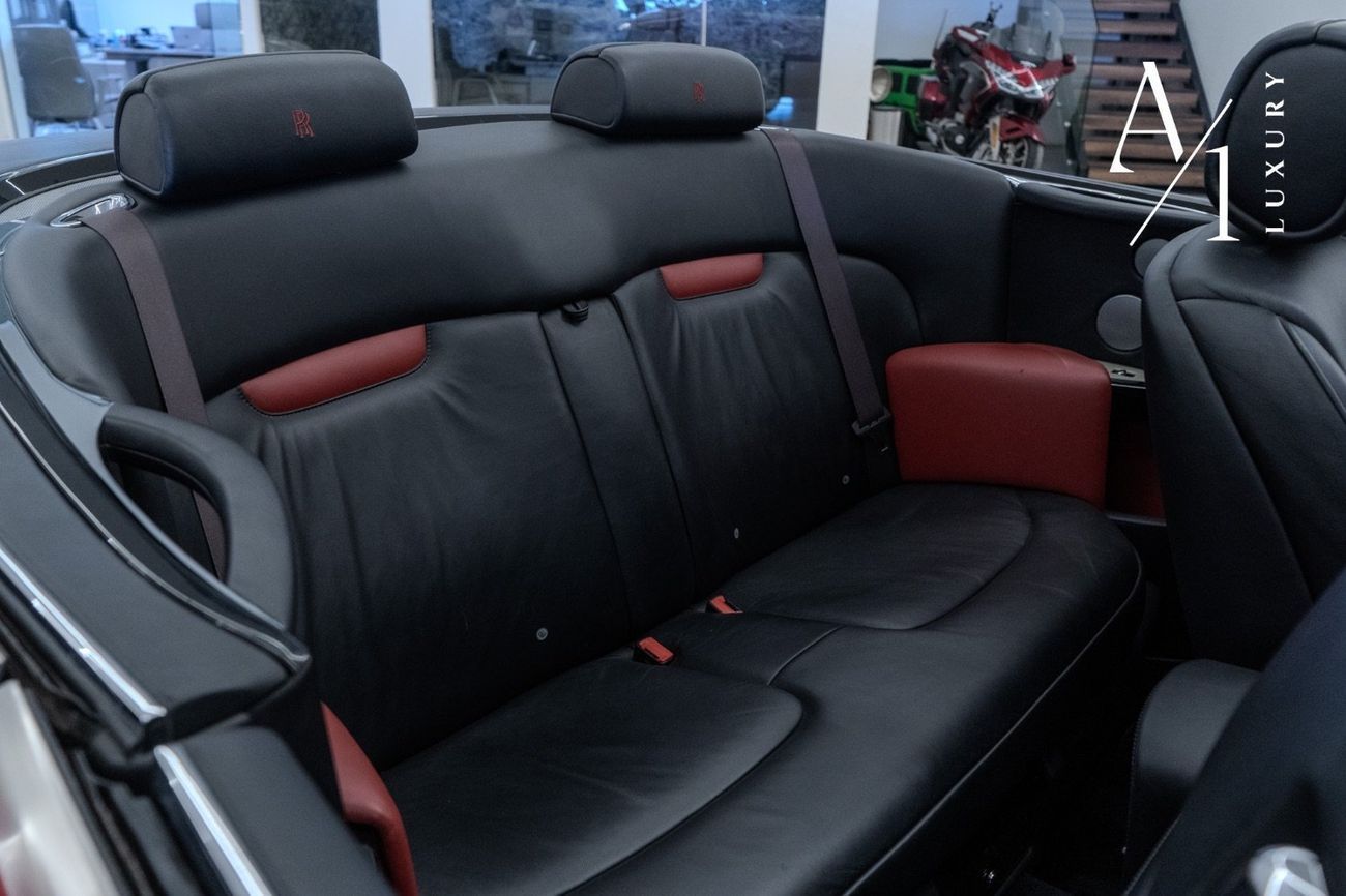 Rolls-Royce Phantom 2010 Rolls Royce Phantom Drophead Coupe, Full Service History, Full Option, GCC