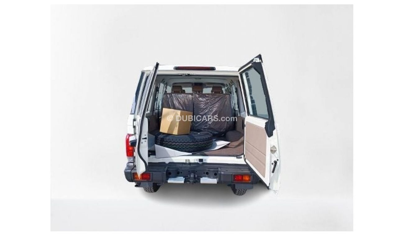 Toyota Land Cruiser 70 2024 Model Toyota Land Cruiser LC78 E (3-Door) Hardtop 4.5L V8 Diesel M/T 4x4