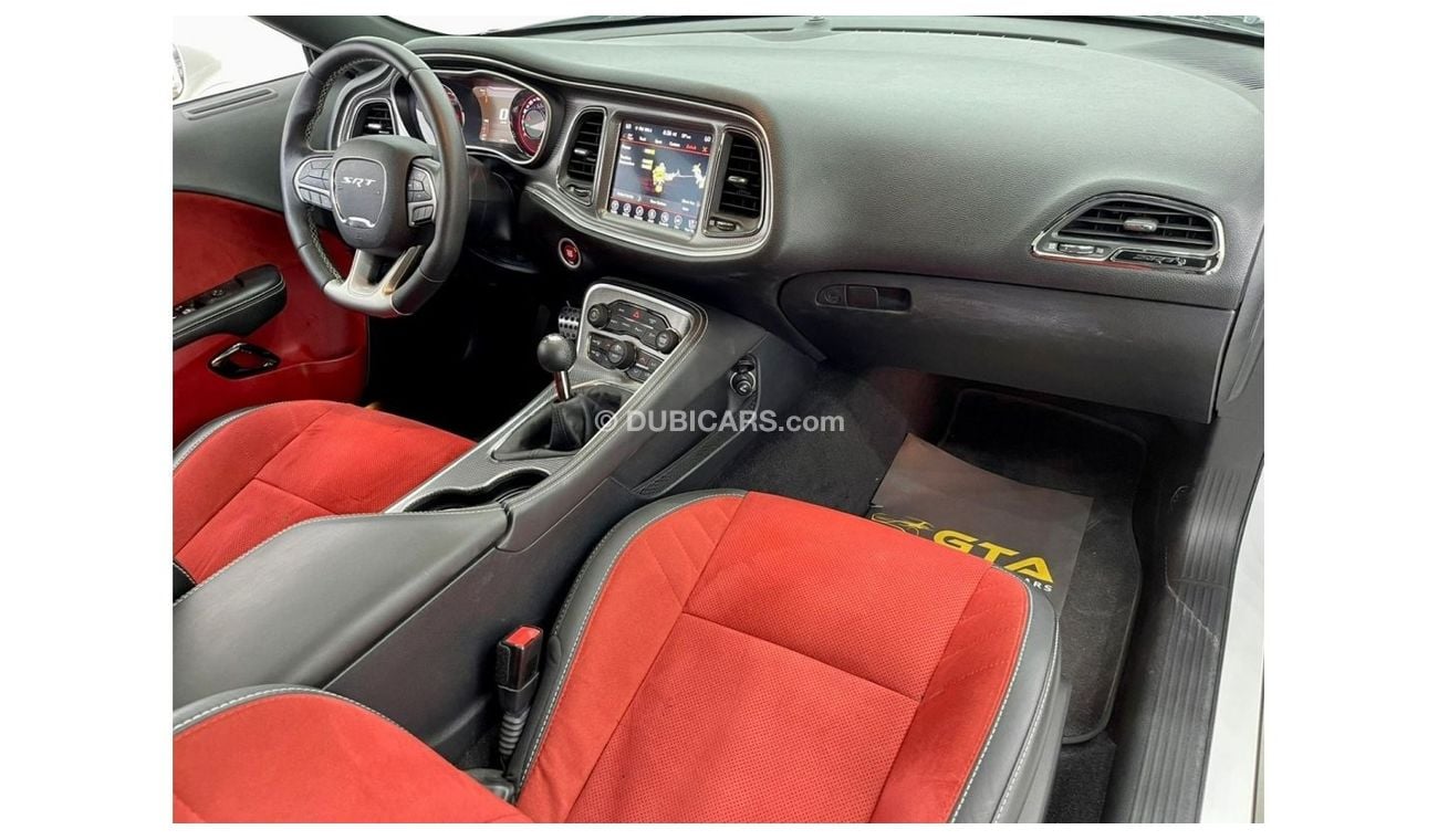 Dodge Challenger SRT Hellcat SRT Hellcat 2017 Dodge Challenger Hellcat Manual, 1 of 4 in UAE, Dodge Warranty 2022, Fu