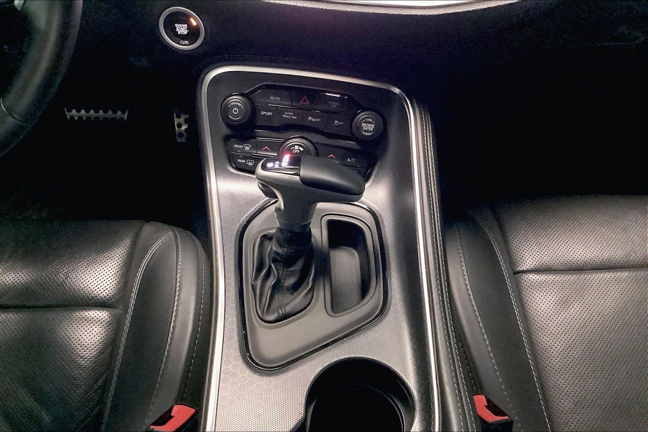 دودج تشالينجر SXT Plus | شامل الضمان | 0 ﺪﻔﻋﺓ ﺃﻮﻟﻯ