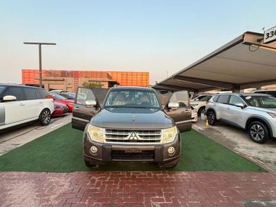 ميتسوبيشي باجيرو GLS HIGHLINE GLS MIDLINE ول بانوراما مفتاحين وكاله