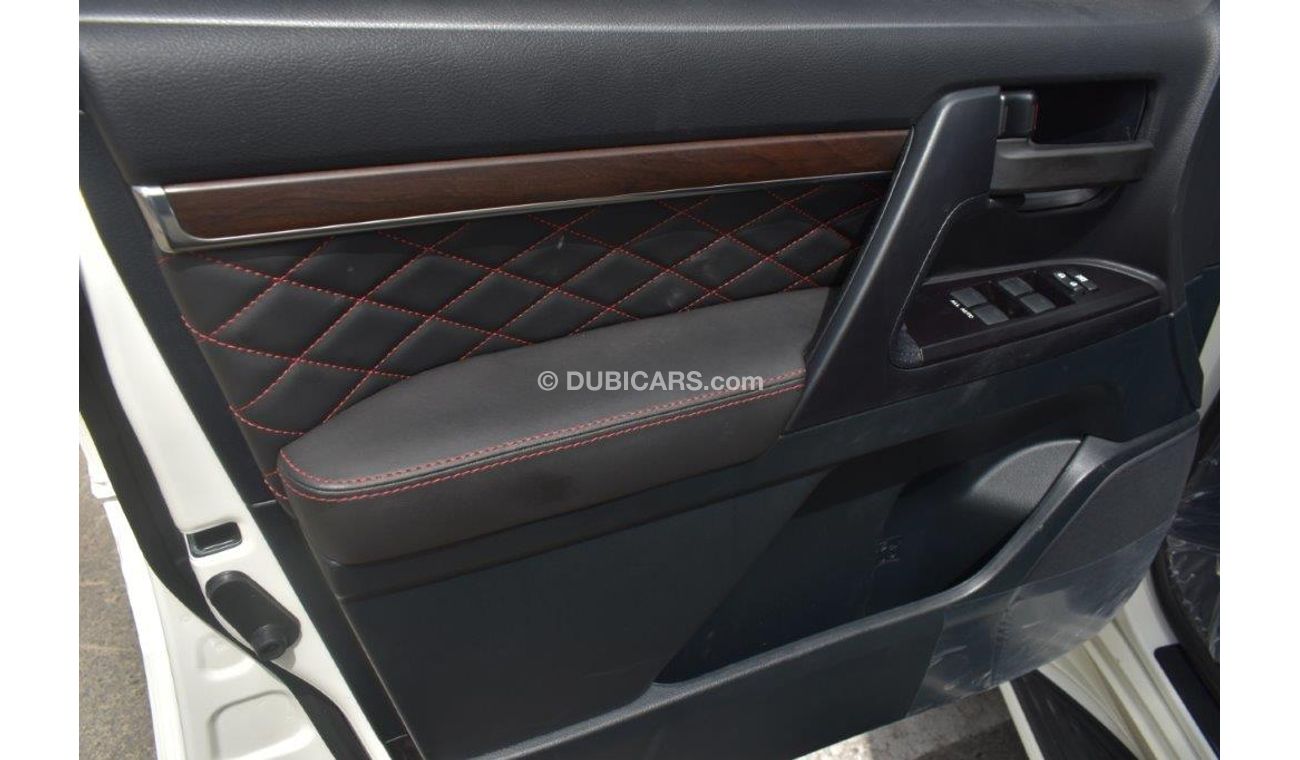 تويوتا لاند كروزر 200  GX-R V8 4.5L TURBO DIESEL  AUTOMATIC  XTREME EDITION