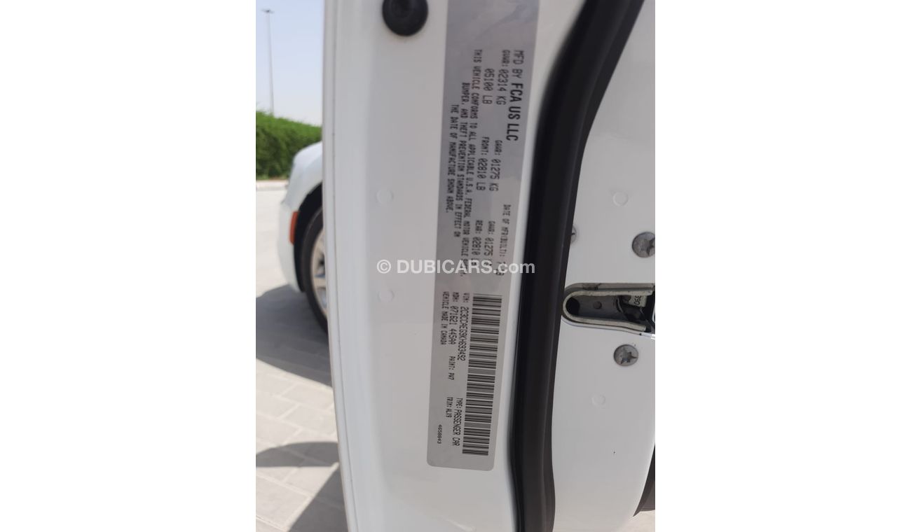 Chrysler 300C Plus Chrysler C300 2019 full options no 2