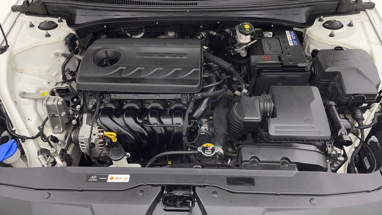 هيونداي إلانترا SMART 1.6 | بدون دفعة مقدمة | اختبار القيادة في المنزل