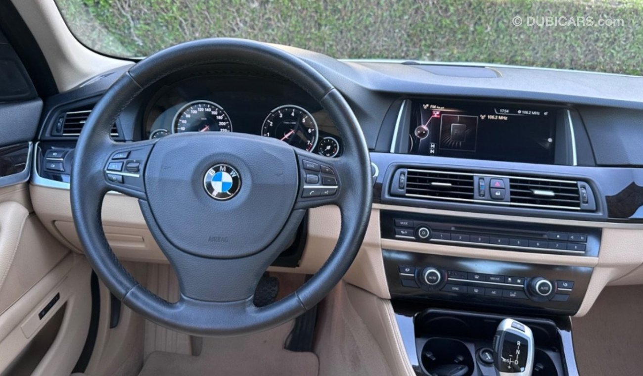 BMW 520i