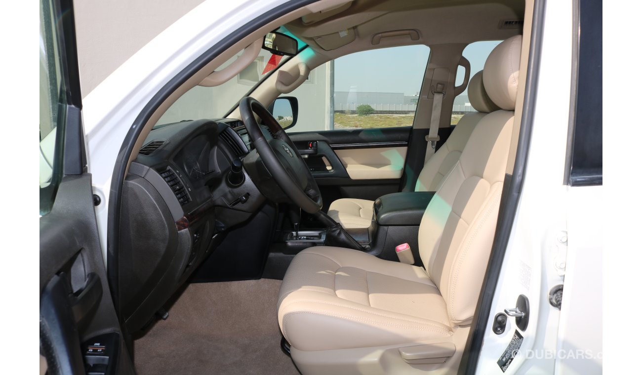 Toyota Land Cruiser GXR V6 SUV WITH GCC SPEC WORLDWIDE SHIPPING