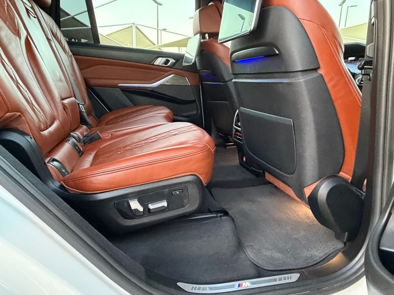 بي أم دبليو X7 بي ام X7 XDrive40i M sport