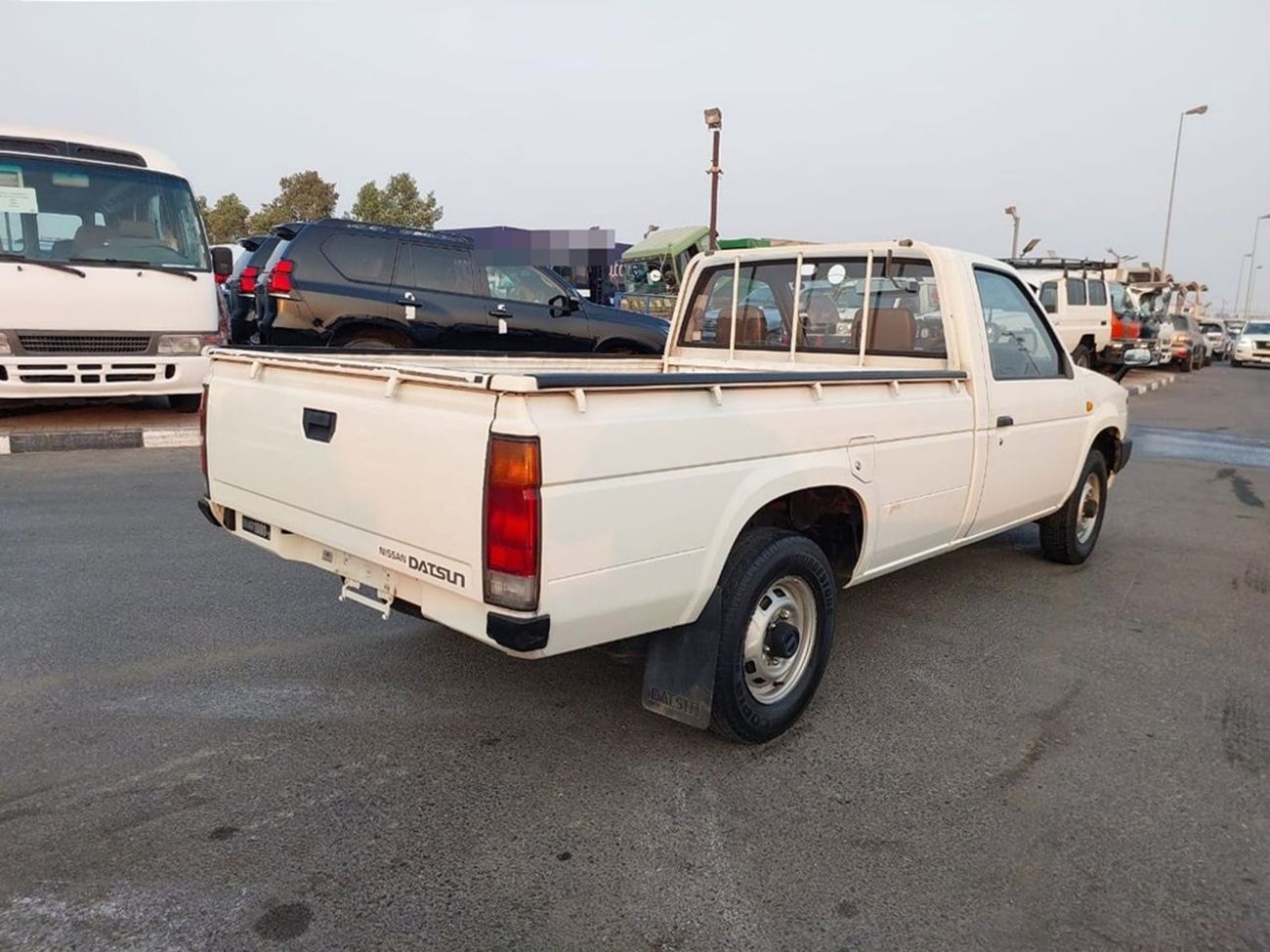نيسان بيك آب NISSAN DATSUN PICKUP RHD 1989 MODEL 2.3 L DIESEL MANUAL(PM06810)