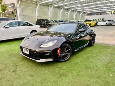 Toyota 86 GR 2.4L A/T warranty one year bank financie available