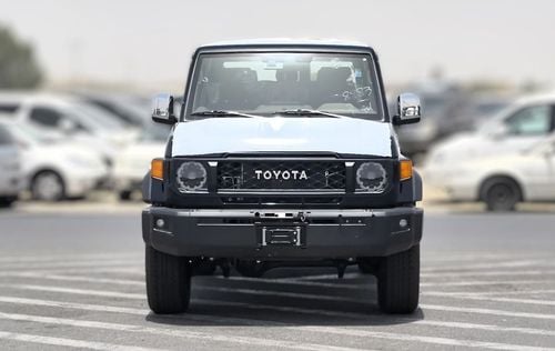تويوتا لاند كروزر 70 LX