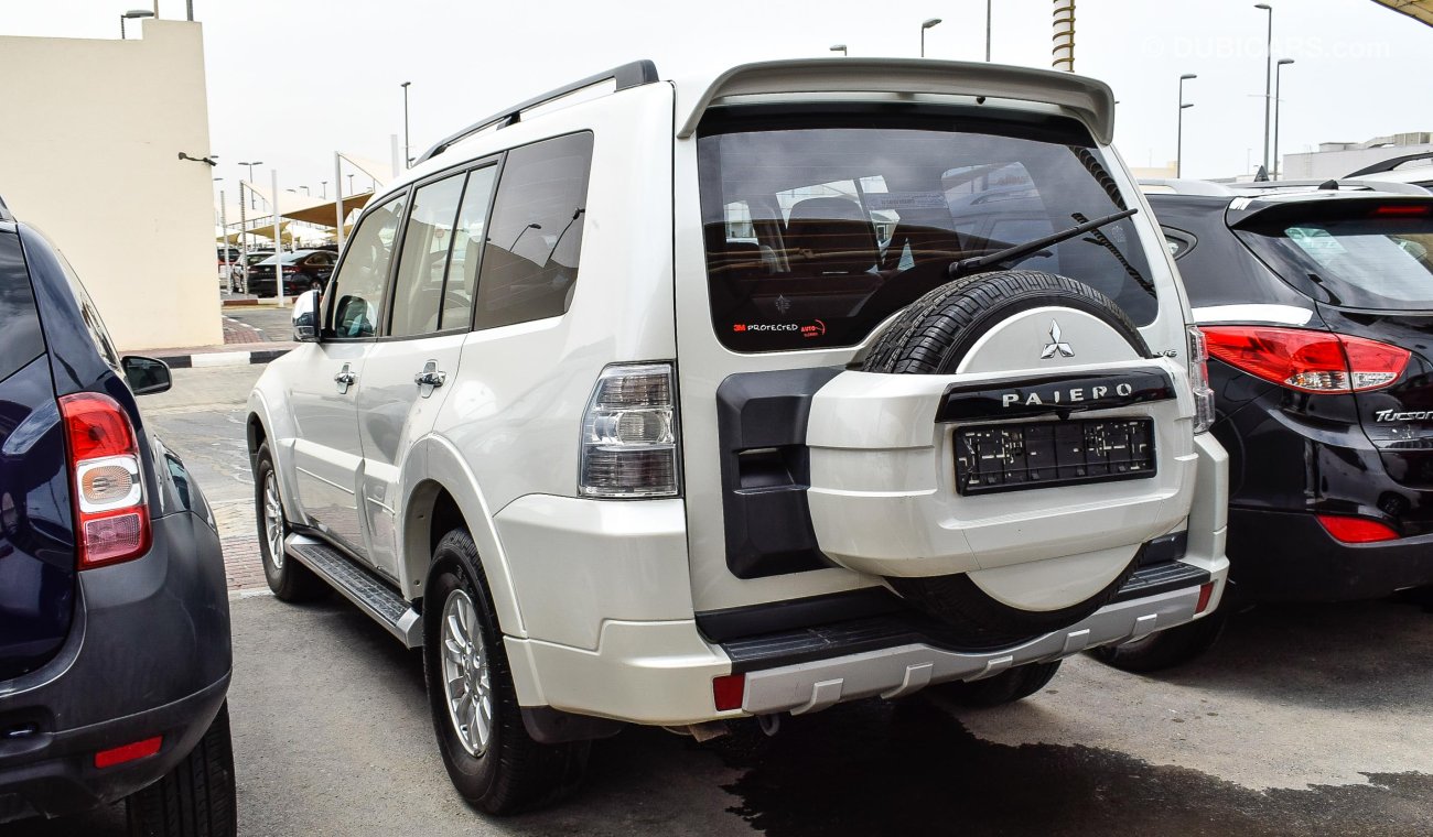 Mitsubishi Pajero GLS V6