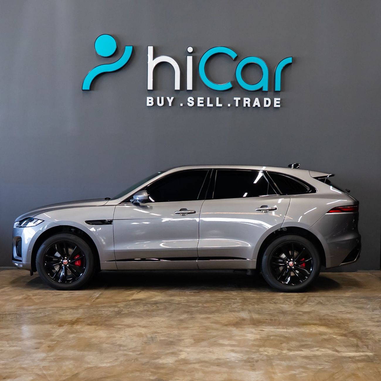 Jaguar F Pace R-Dynamic SE 2.0L AED 2,586 pm • 0% Downpayment • F-Pace R-Dynamic SE • 1 Year Warranty