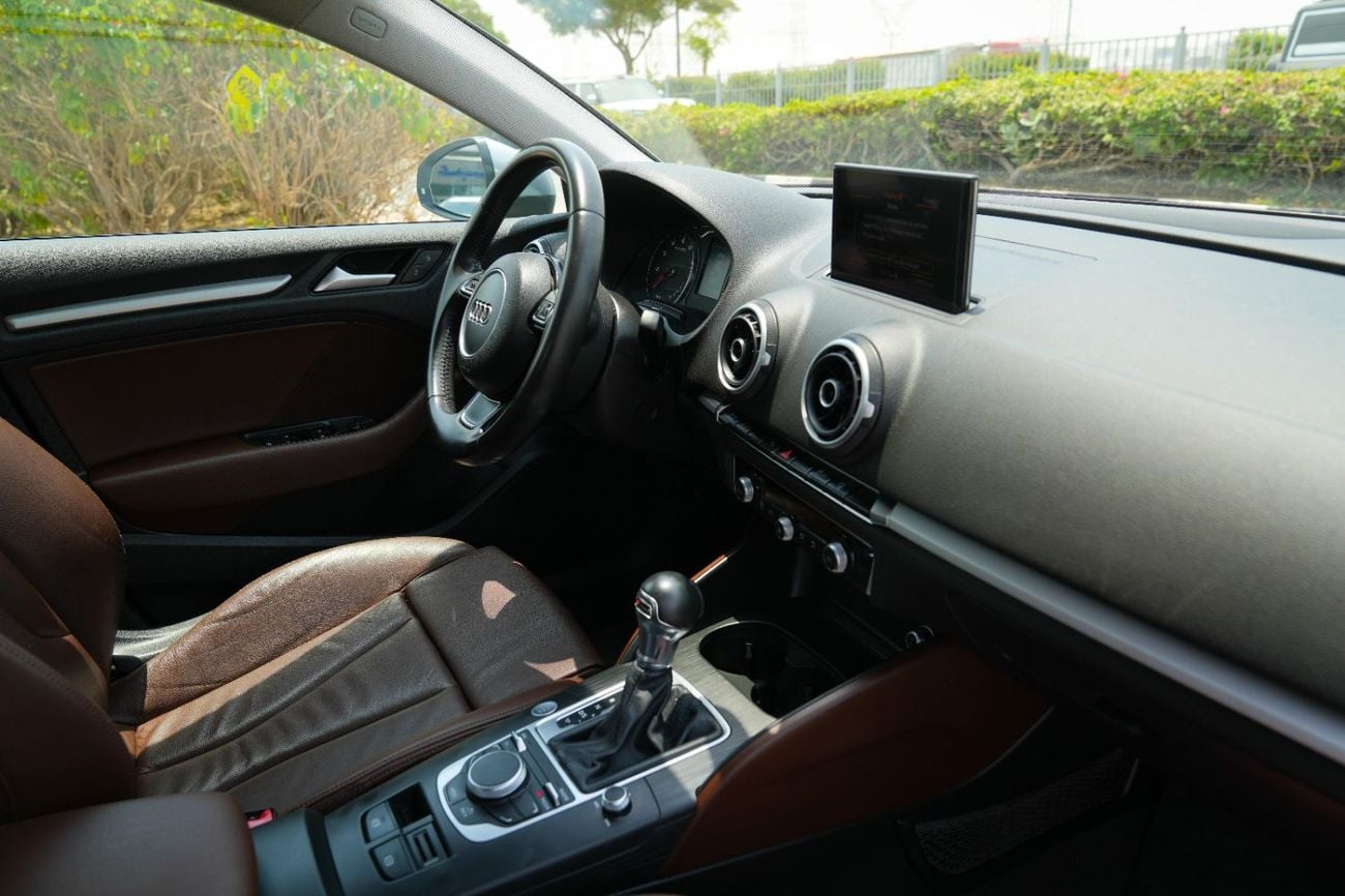 أودي A3 AMBITION 30 TFSI !!GCC SPECS!! WELL MAINTAINED