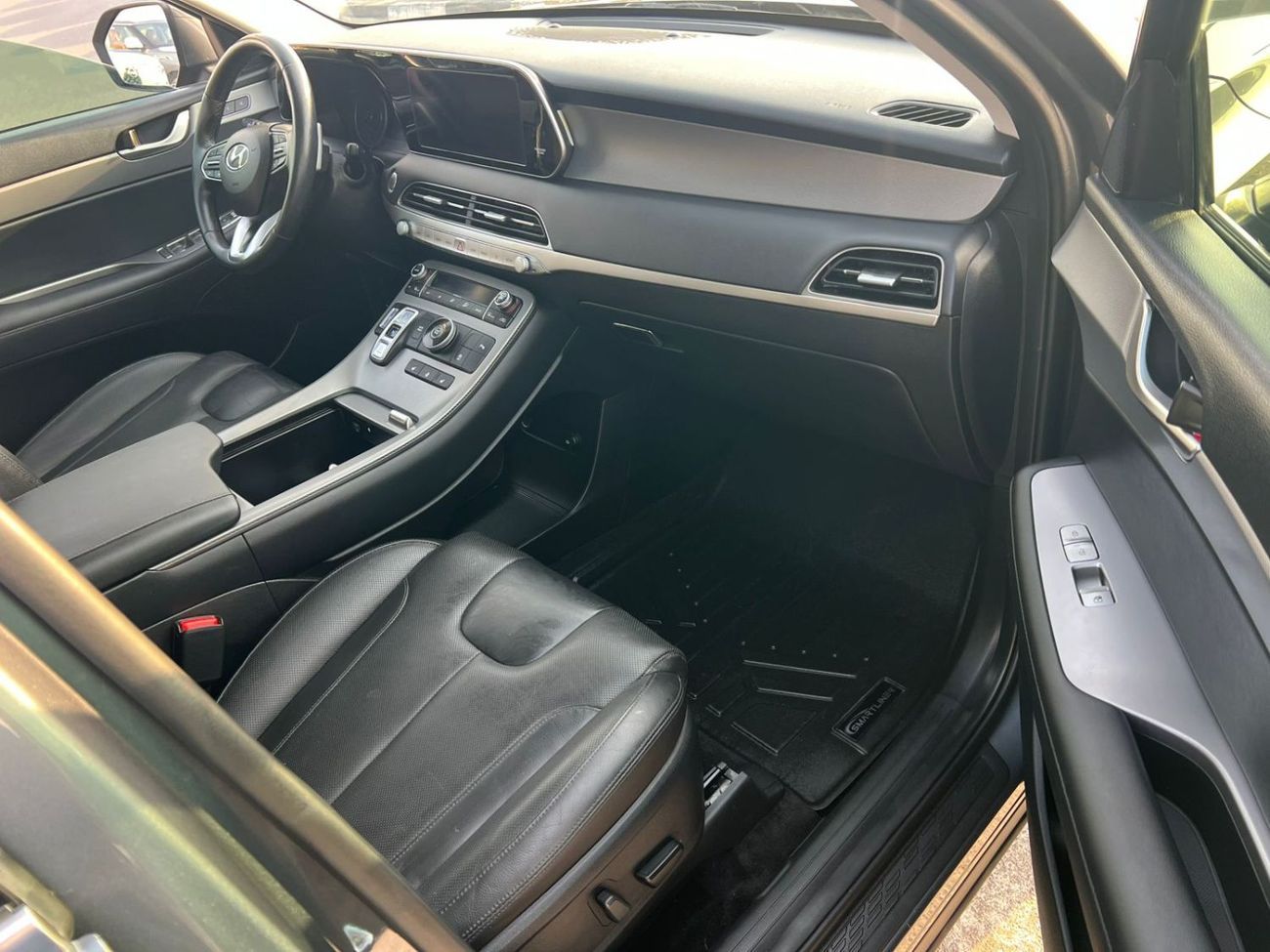 Hyundai Palisade 2022 HYUNDAI PALISADE SEL - 3.8L V6  -  SUNROOF - PUSH START - ELECTRIC & LEATHER SEATS - AUTO TRUNK