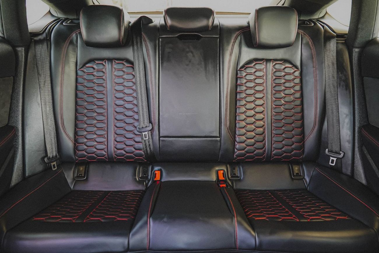 Audi RS5 TFSI quattro