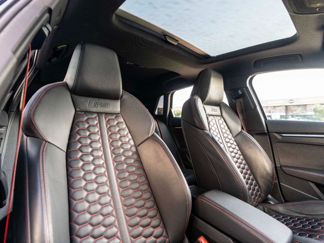 Audi RS3 TFSI quattro 2.5L Sportback