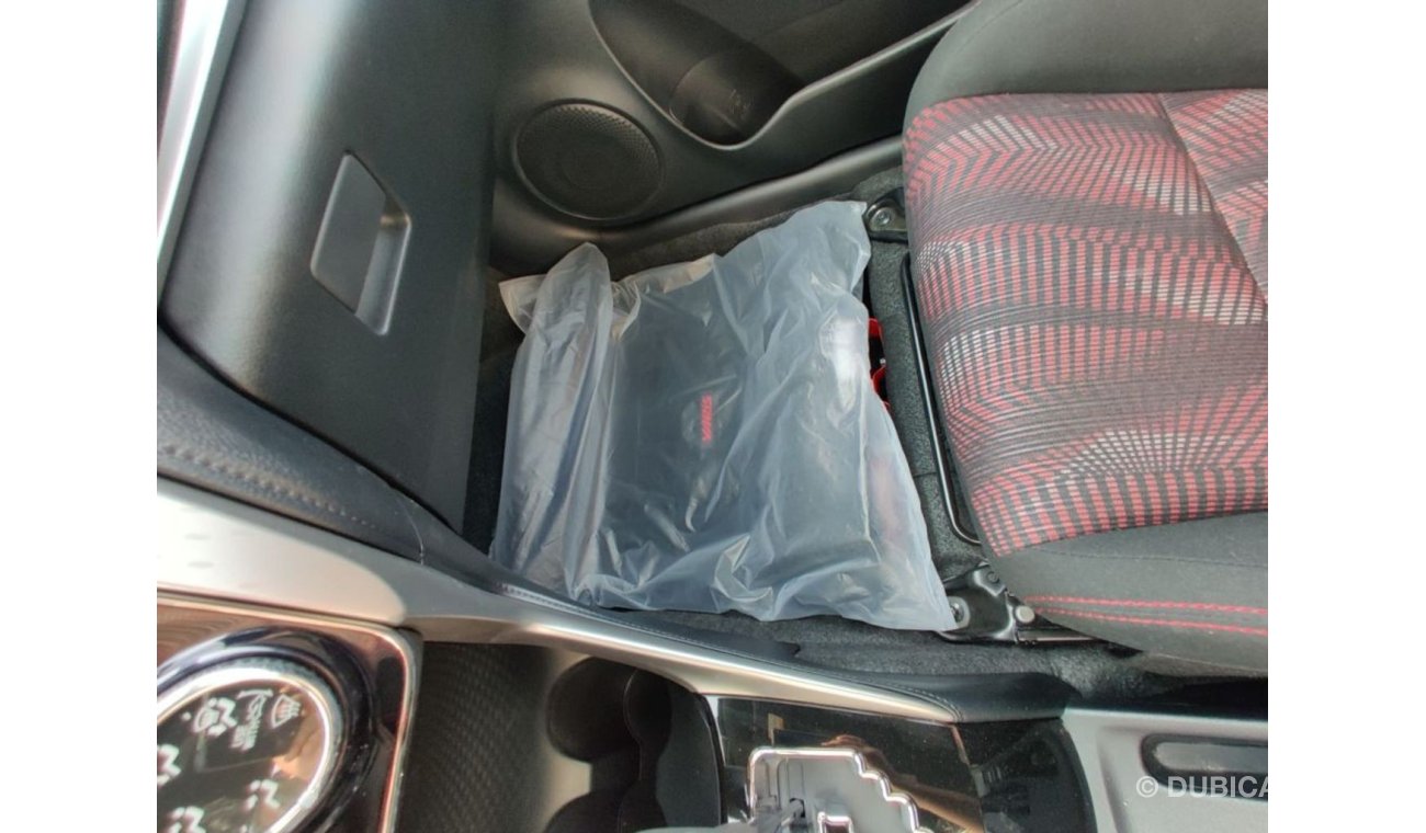 تويوتا يارس ToyotalYarus/2019/Petrol/ Fabrics seats