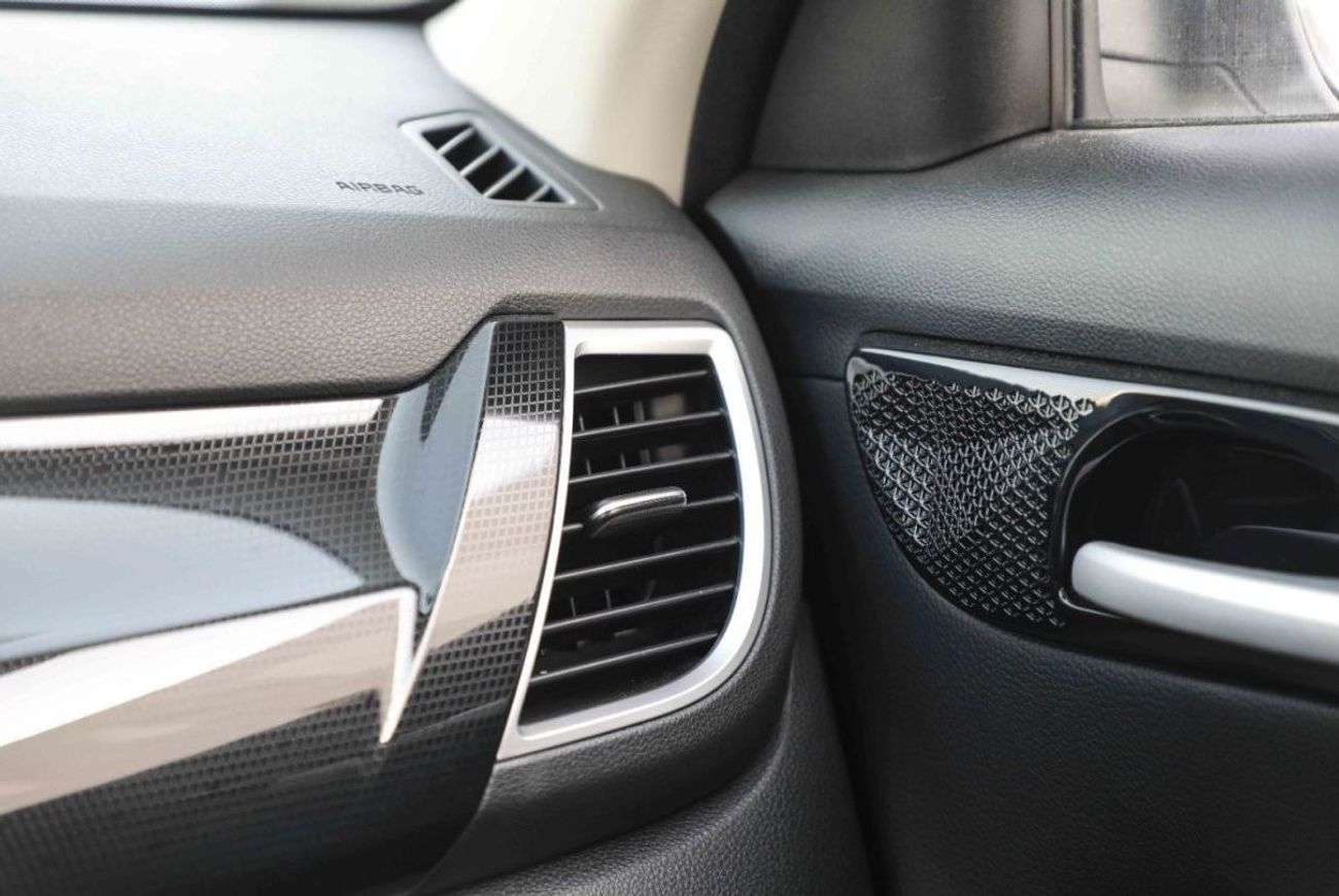 Kia Seltos 2024 KIA SELTOS 1.5 DELUXE - Grey inside Black | Export Only