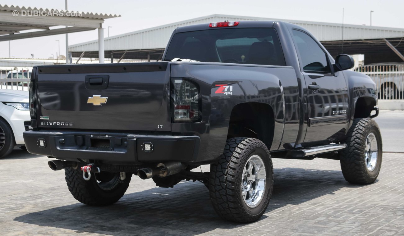 Chevrolet Silverado LT - GCC Specs