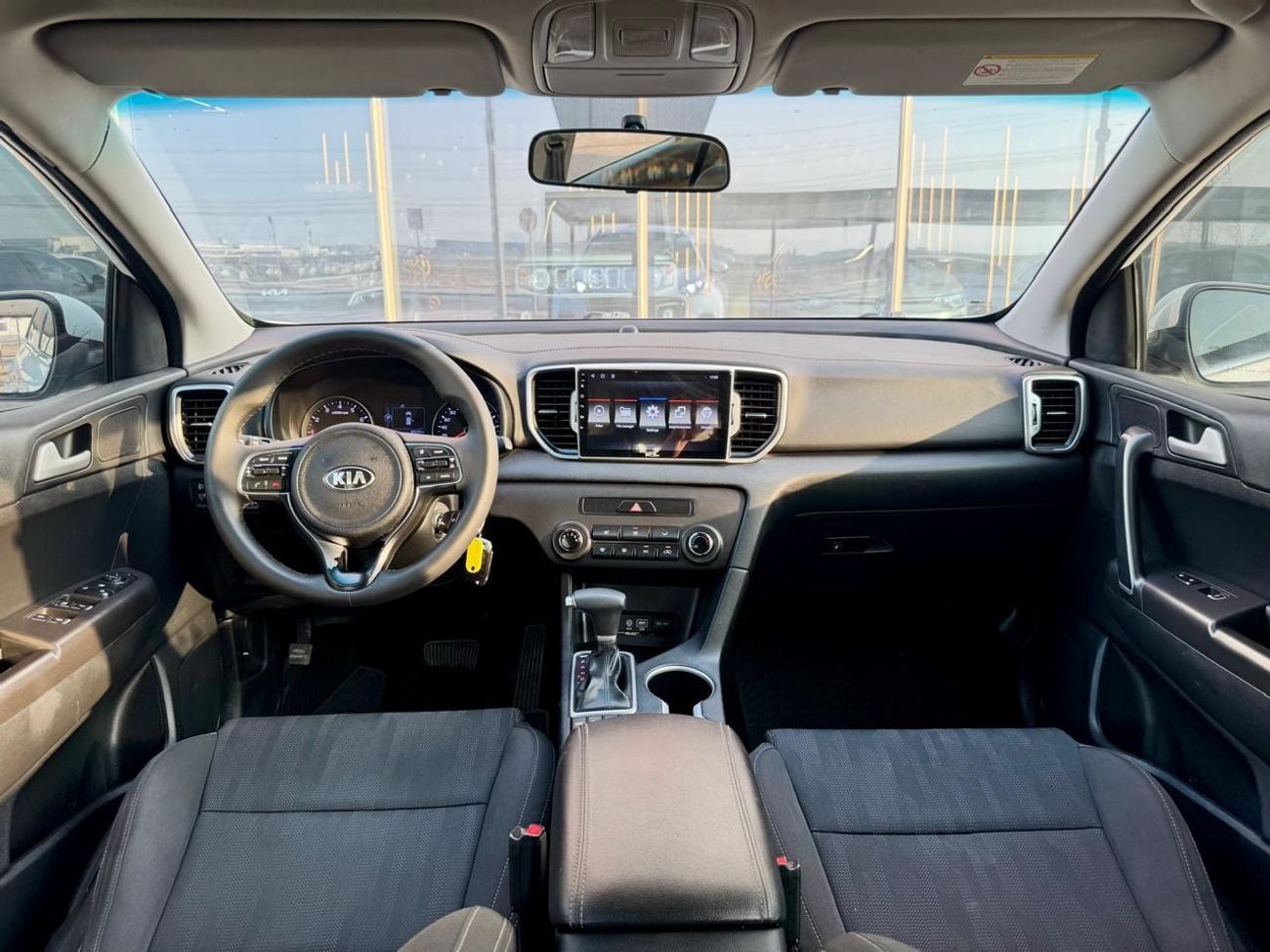 Kia Sportage EX 880X36 /-Monthly l GCC l 2.0 l Cruise, Camera, GPS l Accident Free
