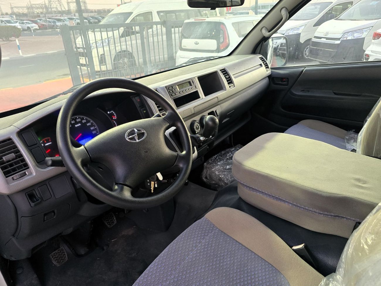 جويلونغ A4 JOYLONG A4 Bus 2.5L V4 Diesel 15 Seats   White color 2023 Model