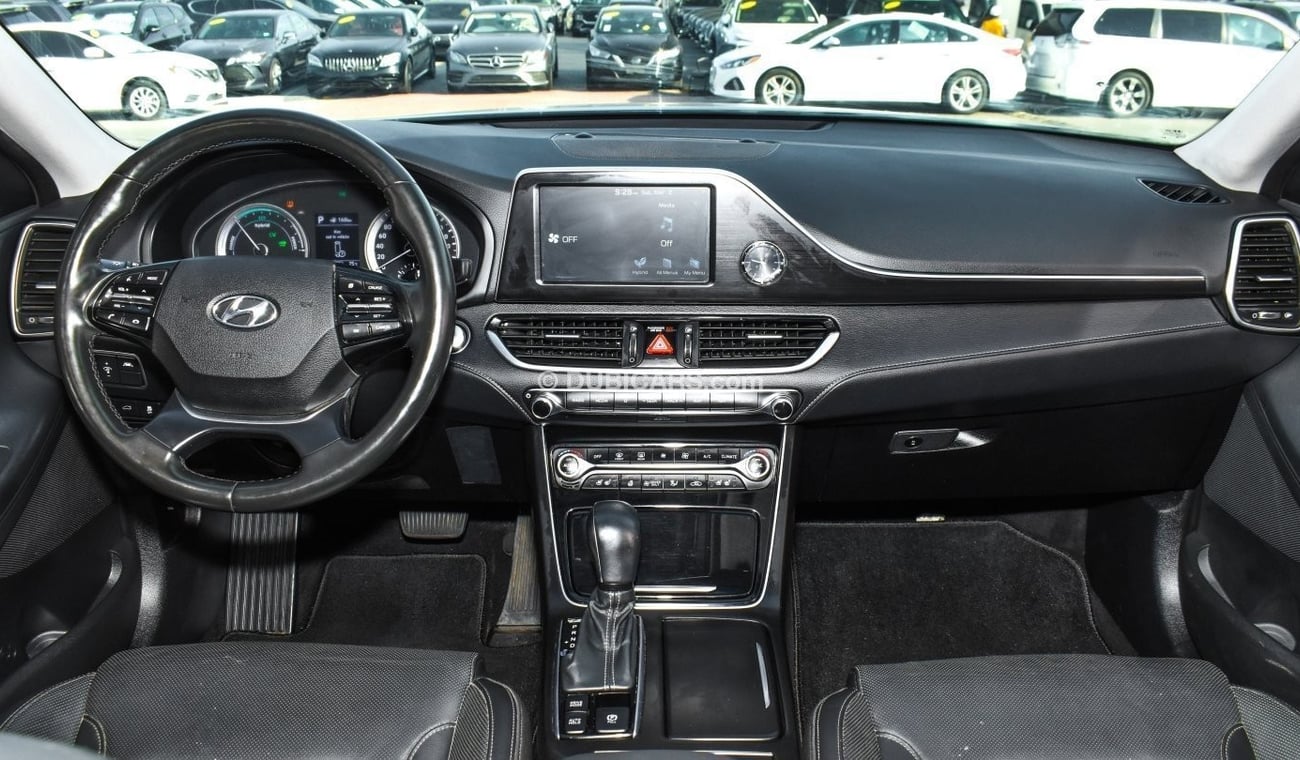 Hyundai Grandeur HYBRID