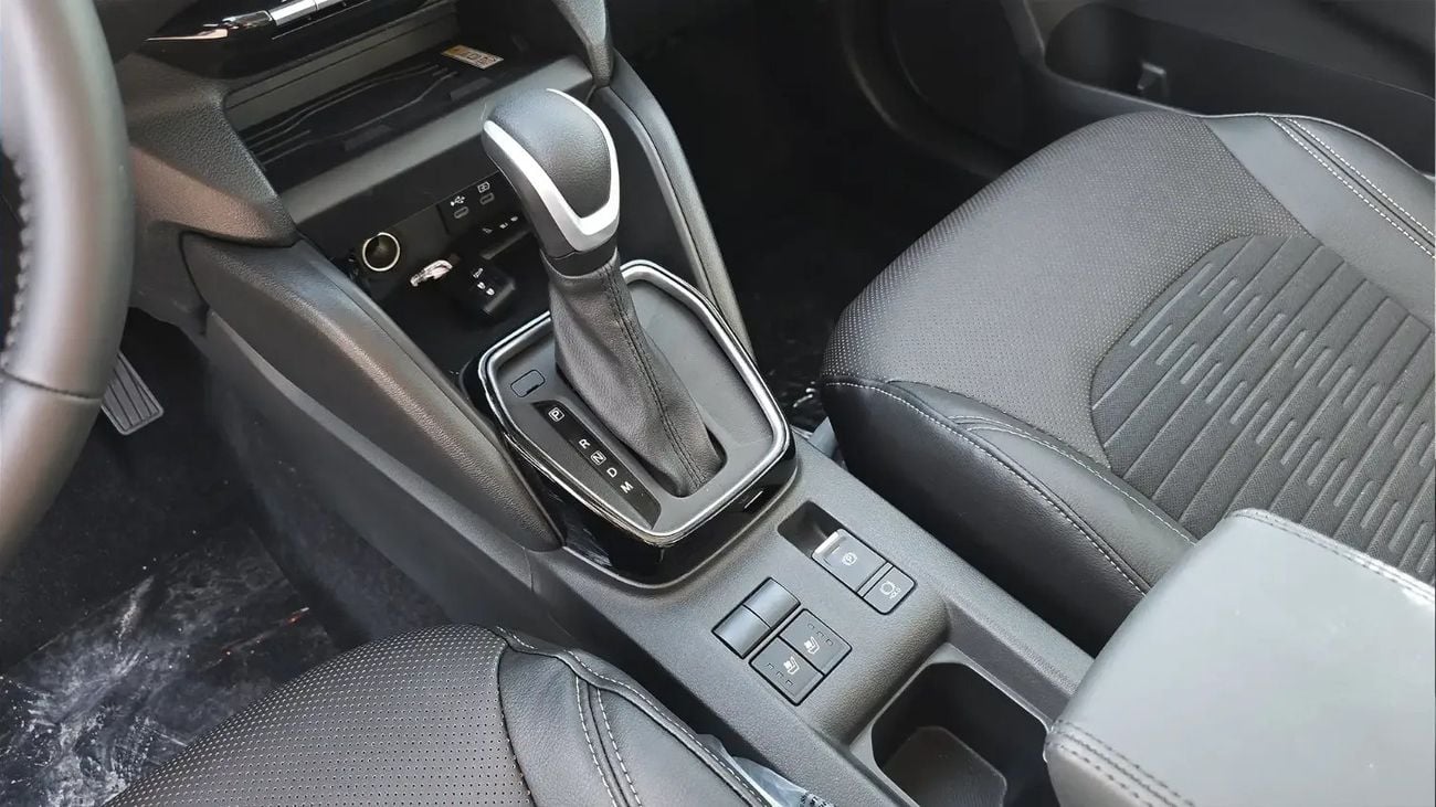 سوزوكي أكروس 1.5L GLX+ Sunroof M Hybrid 6AT