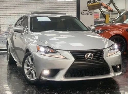 Lexus IS250