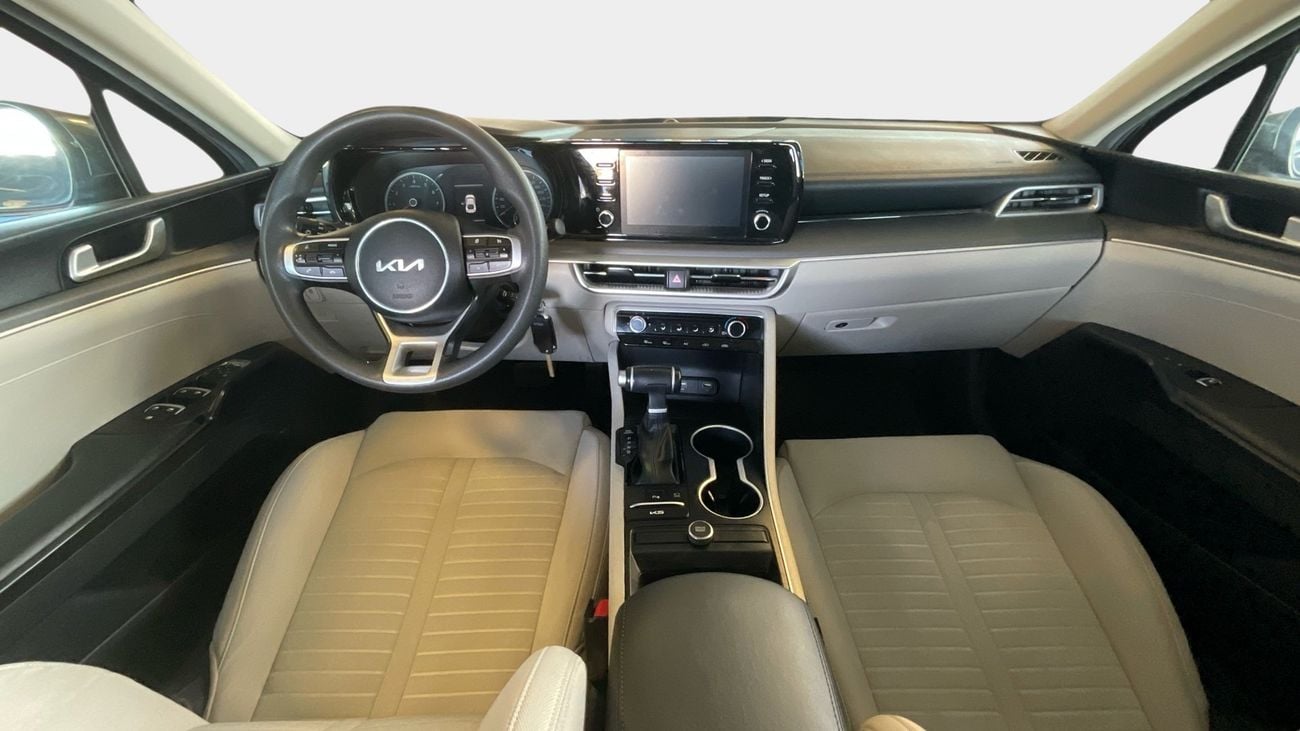 كيا K5 2.0 LX 2WD AUTO | شامل الضمان | 0 ﺪﻔﻋﺓ ﺃﻮﻟﻯ