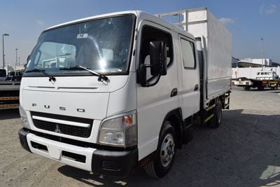 ميتسوبيشي فوسو كانتير Mitsubishi Canter D/C Pick Up, model:2017. Only Done 38000 km