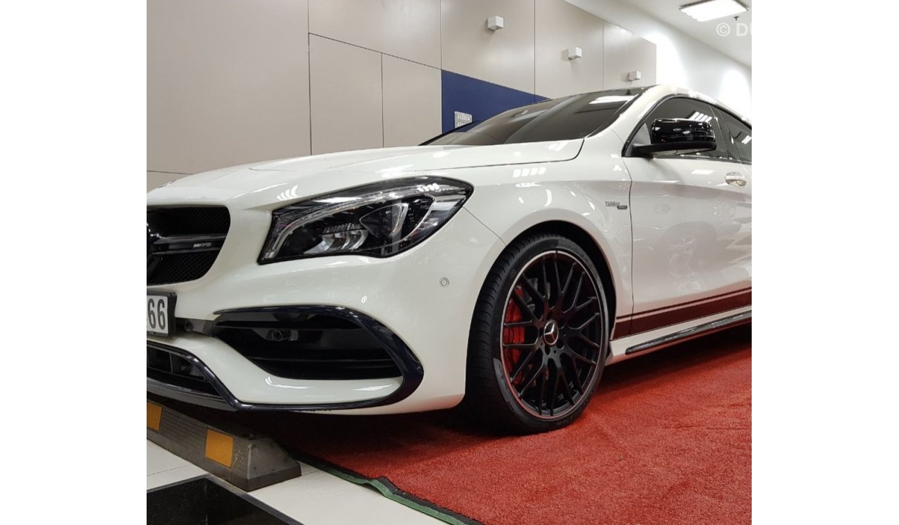 مرسيدس بنز CLA 45 AMG