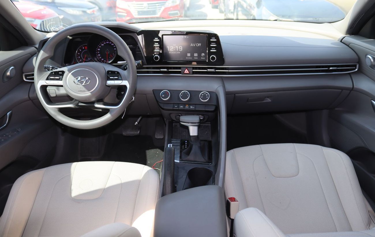 هيونداي إلانترا هيونداى إلنترا -2023- خليجى- بدون حوادث - محرك 1.6L-بحاله ممتازه