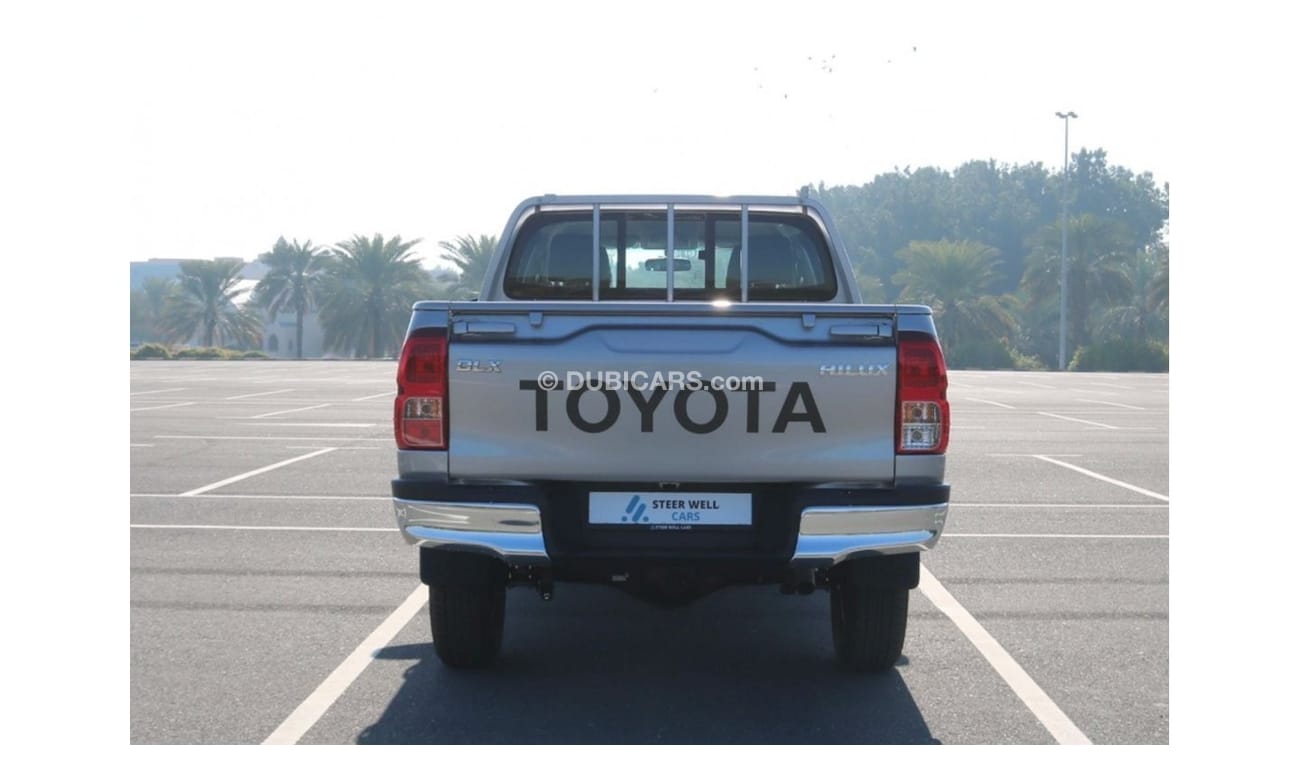 Toyota Hilux 2022 | HILUX 4X4 DLX -G - DSL A/T - 2.4 - MY22 - DOUBLE CABIN WITH GCC SPECS - EXPORT ONLY