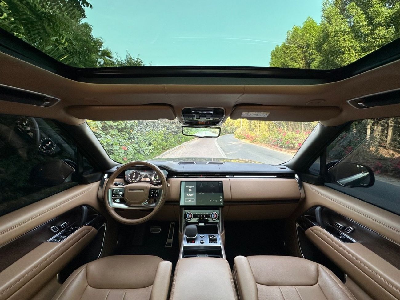 Land Rover Range Rover 2024 Autobiography P550e 3.0L Turbocharged Inline-6 Plug-in Hybrid – 542 HP | AWD | Full Options