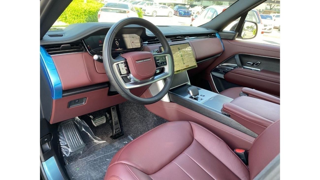 Land Rover Range Rover GCC SPEC UNDER WARRANTY AND SERVICE