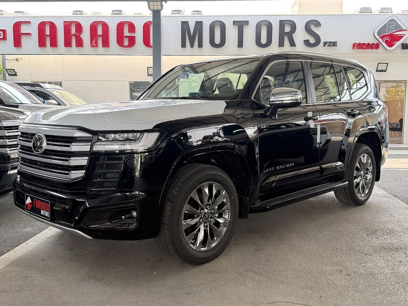 Toyota Land Cruiser HYBRID VX 3.5 TWINTURBO RADAR **EXPORT ONLY**التصدير فقط خارج الخليج***