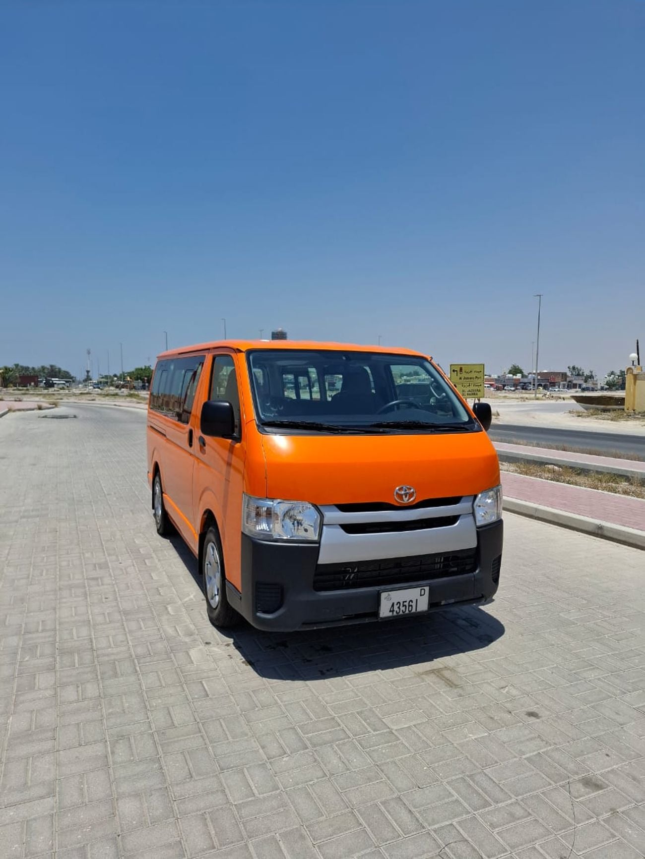 تويوتا هاياس 2024 Toyota Hiace diesel manual no accident *Original white color*