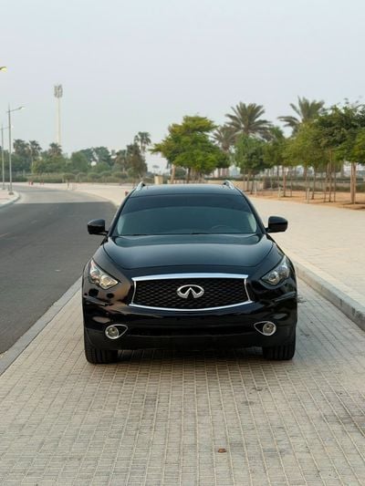 Infiniti QX70 LUXURY
