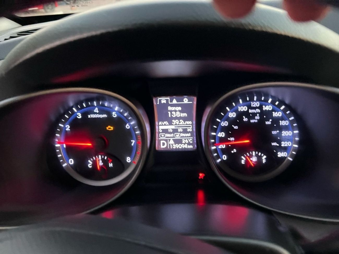 Hyundai Santa Fe 2015 Hyundai Santa Fe - 2.4L V4 - Accident Free - Clean Car  - Canadian Spec