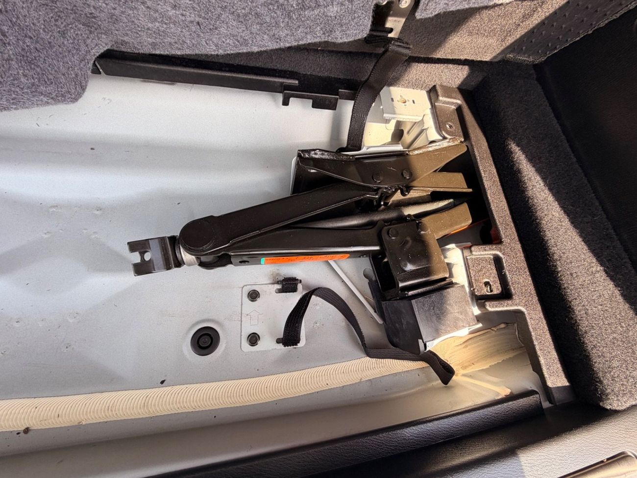 Nissan Armada Platinum 5.6L  | sunroof, 360 camera, VIP seats full option