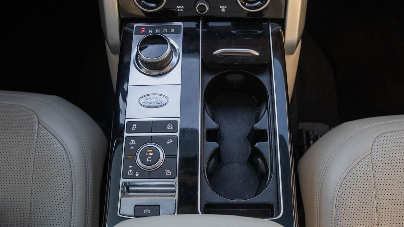 Land Rover Range Rover 2020 Land Rover Range Rover Vogue Long Wheelbase Supercharged V8 5.0L AT Petrol