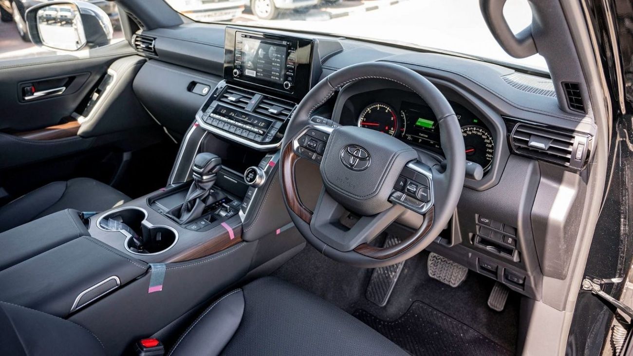 Toyota Land Cruiser 300 VX 3.3L DSL 2023YM Brand New RHD