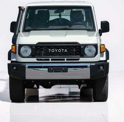 تويوتا لاند كروزر بيك آب TOYOTA LAND CRUISER PICK Up DC 2.8 DSL A/T 2026