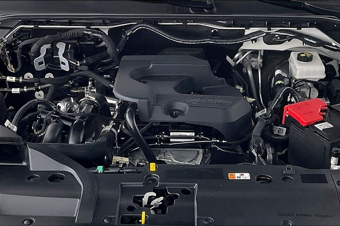 Ford Everest XLT | Guaranteed Warranty | 0 Down Payment