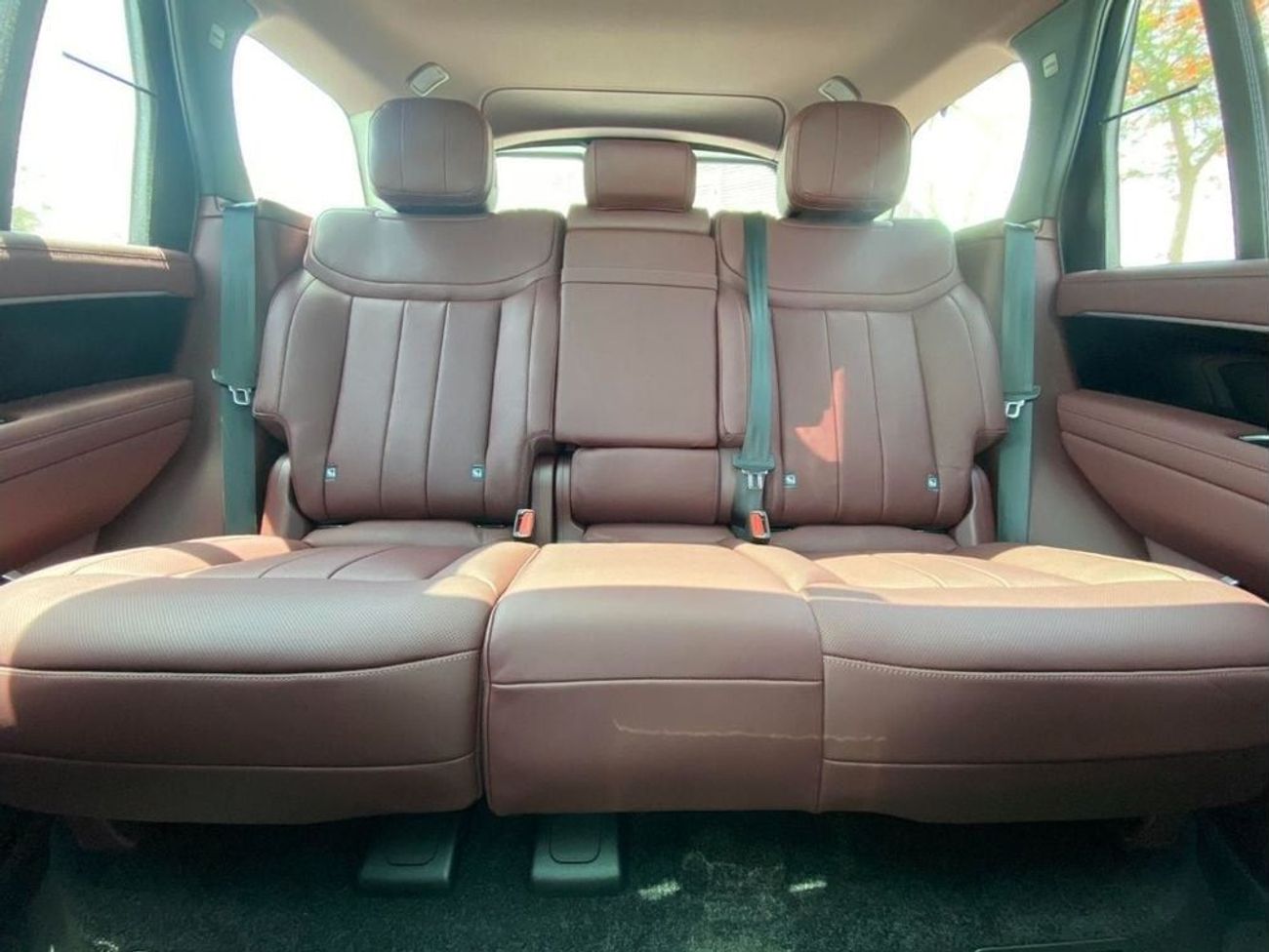 لاند روفر رينج روفر GCC SPEC UNDER WARRANTY AND SERVICE CONTRACT